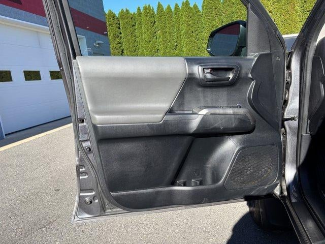 2016 Toyota Tacoma 4WD Access Cab Standard Bed V6 Automatic SR5 (SE)