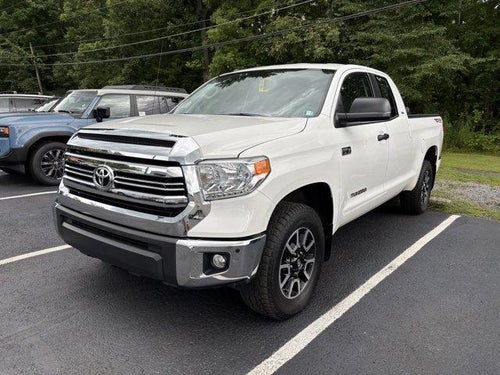 2016 Toyota Tundra 4WD Truck 4WD Double Cab Standard Bed 5.7L V8 SR5 (Natl)