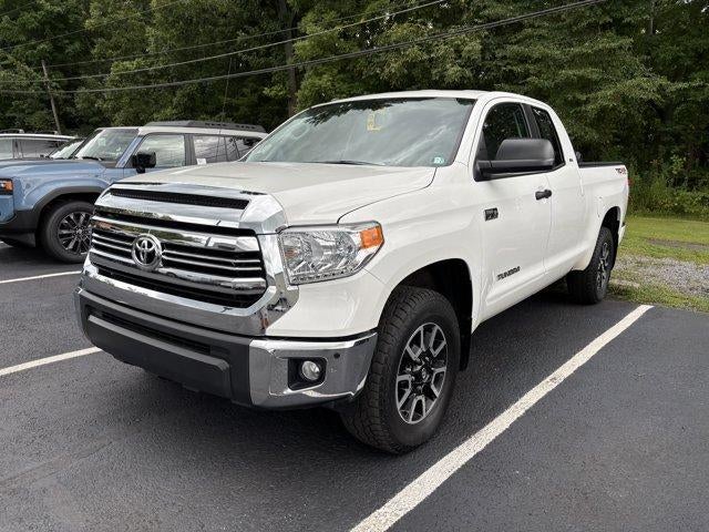2016 Toyota Tundra 4WD Truck 4WD Double Cab Standard Bed 5.7L V8 SR5 (Natl)
