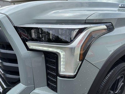 2026 Toyota Tundra 4WD 4WD Limited Hybrid CrewMax 5.5' Bed (Natl)