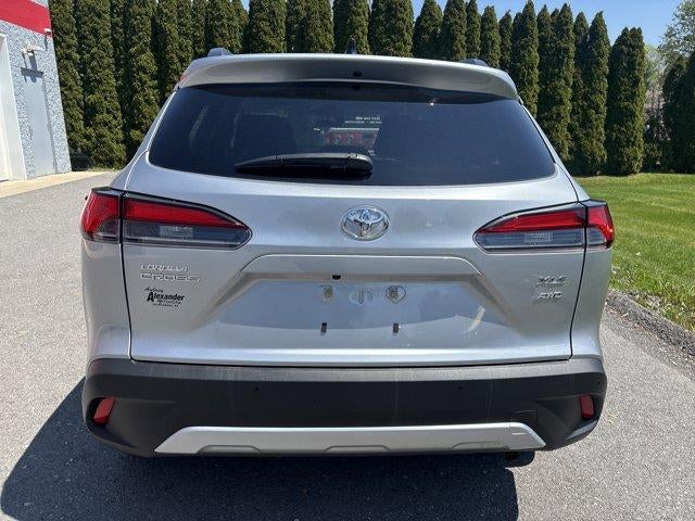 2025 Toyota Corolla Cross XLE 4WD (Natl)