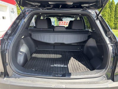 2024 Toyota Corolla Cross Hybrid SE 4WD (Natl)