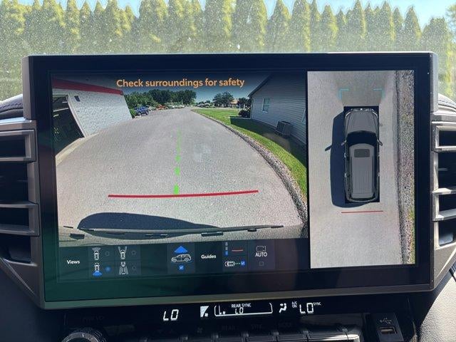 2026 Toyota Sequoia Platinum 4WD (Natl)