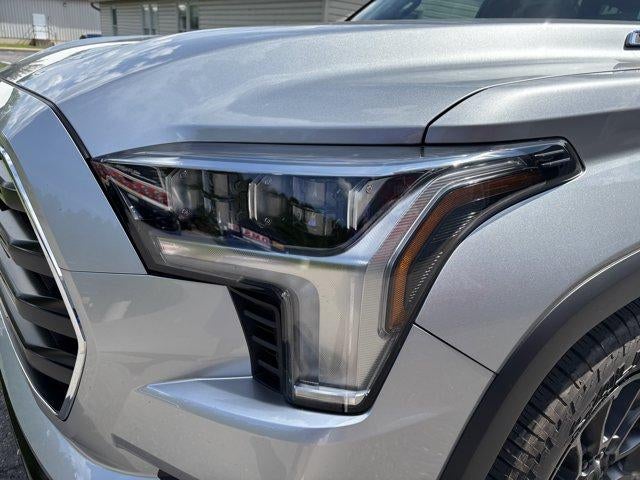 2025 Toyota Sequoia Limited 4WD (SE)