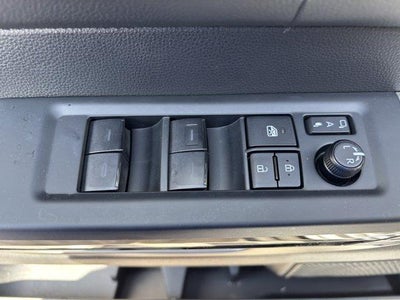 2025 Toyota Sequoia Limited 4WD (SE)