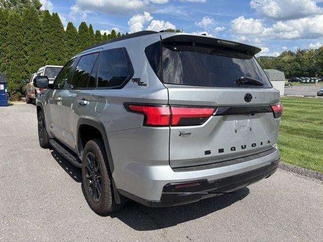 2025 Toyota Sequoia Limited 4WD (SE)