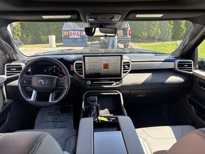2026 Toyota Sequoia Limited 4WD (SE)