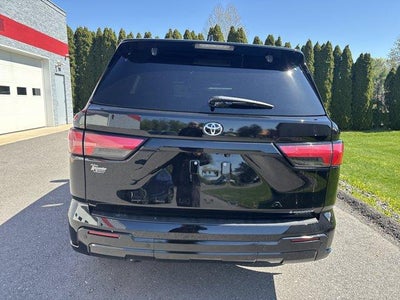 2026 Toyota Sequoia Limited 4WD (SE)