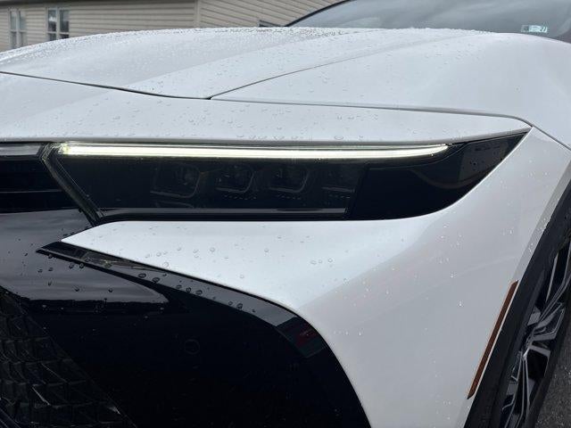 2023 Toyota Crown XLE AWD (Natl)