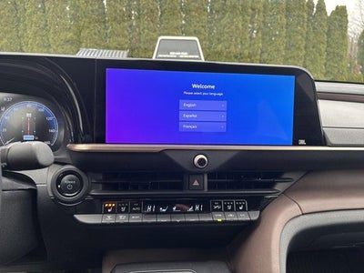 2023 Toyota Crown XLE AWD (Natl)