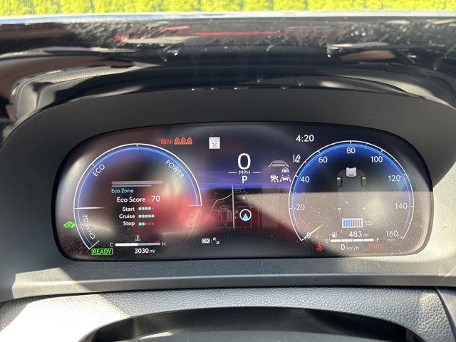 2025 Toyota Crown Signia XLE AWD (Natl)
