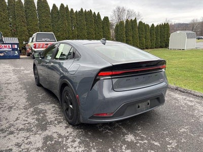 2024 Toyota Prius LE (Natl)
