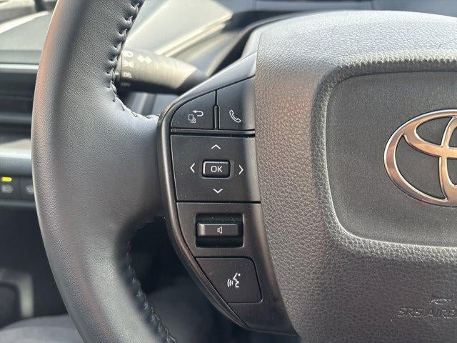 2025 Toyota Prius LE (Natl)