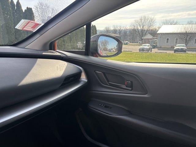 2025 Toyota Prius LE (Natl)