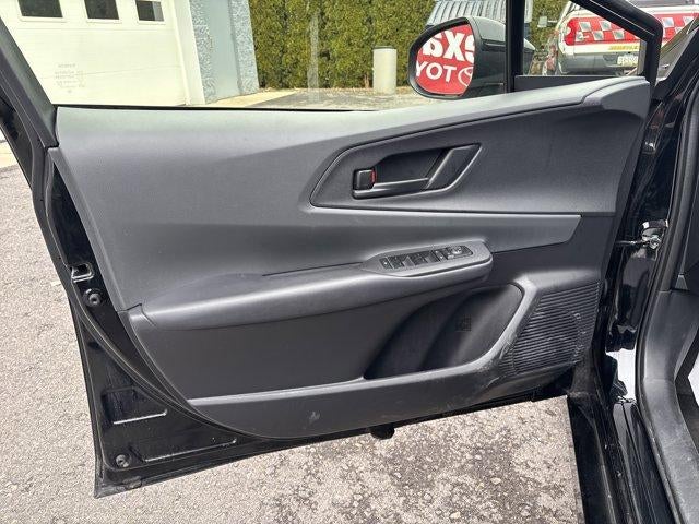 2024 Toyota Prius LE (Natl)