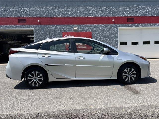 2019 Toyota Prius XLE AWD-e (Natl)
