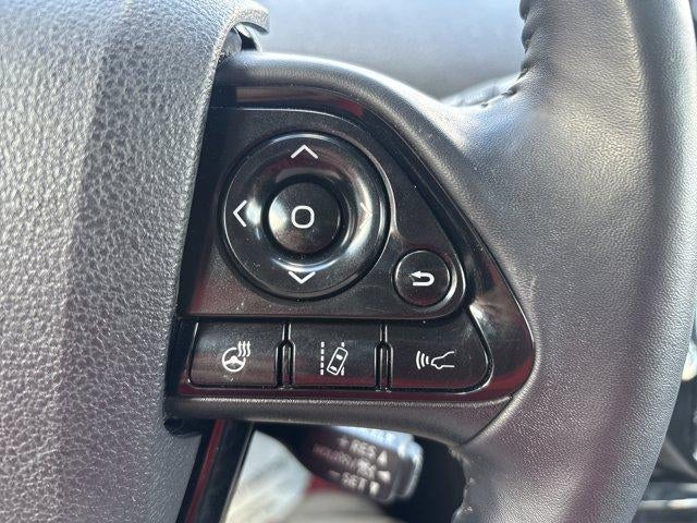 2019 Toyota Prius XLE AWD-e (Natl)