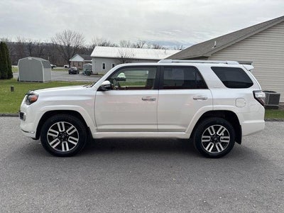 2022 Toyota 4Runner Limited 4WD (Natl)