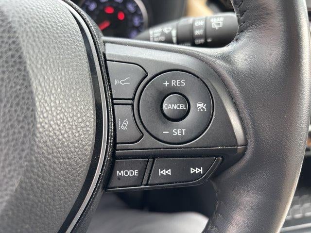 2020 Toyota RAV4 XLE Premium AWD (Natl)