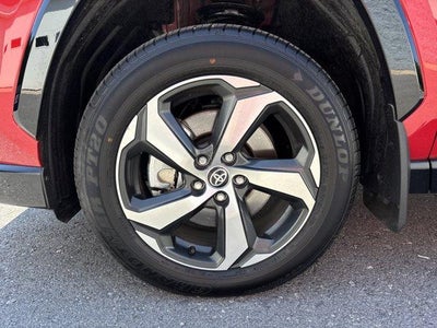 2025 Toyota RAV4 Plug-In Hybrid SE (Natl)