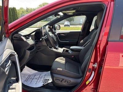 2025 Toyota RAV4 Plug-In Hybrid SE (Natl)