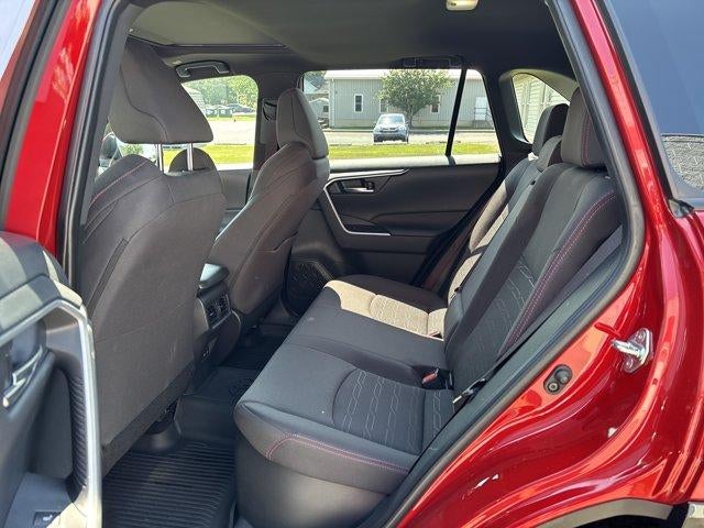 2025 Toyota RAV4 Plug-In Hybrid SE (Natl)