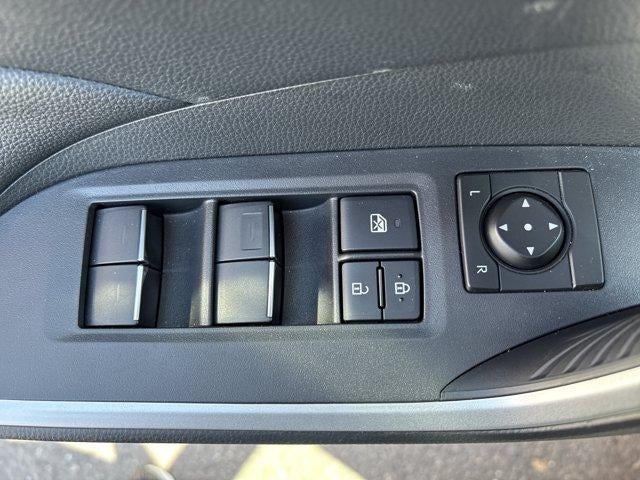 2025 Toyota RAV4 Plug-In Hybrid SE (Natl)