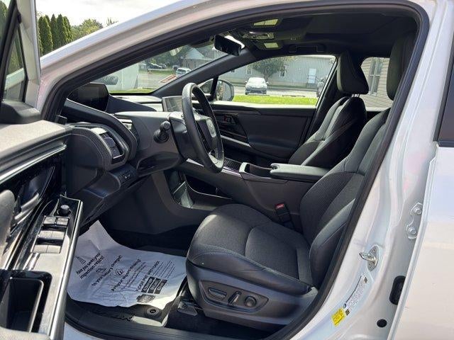 2024 Toyota bZ4X XLE AWD (Natl)