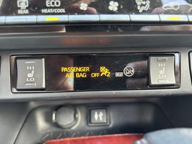 2019 Toyota RAV4 Hybrid XSE AWD (Natl)