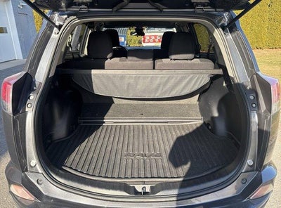 2017 Toyota RAV4 Hybrid LE Plus AWD (Natl)