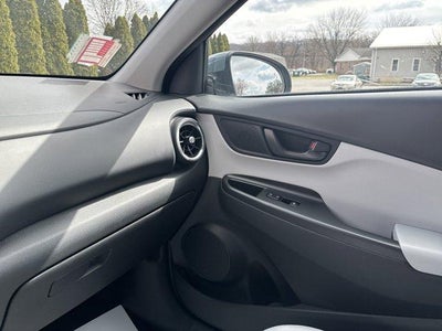 2022 Hyundai KONA SEL Auto AWD