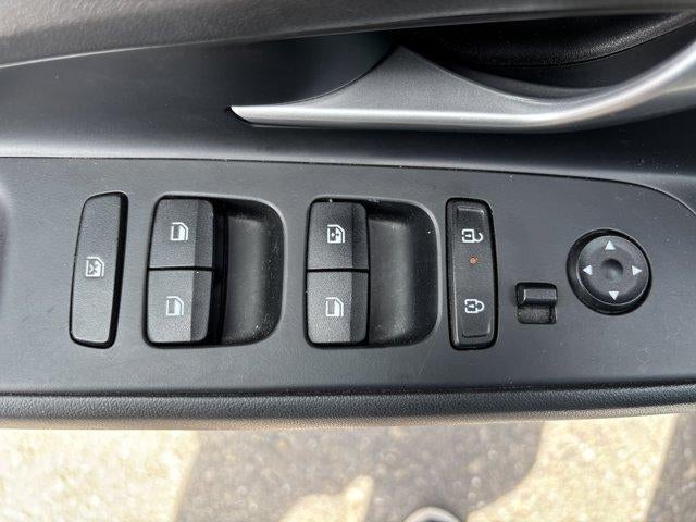 2024 Hyundai ELANTRA Limited IVT
