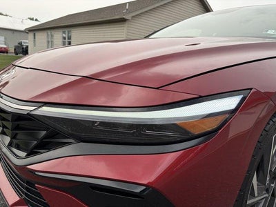 2025 Hyundai ELANTRA SEL Convenience IVT