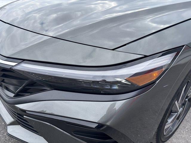 2025 Hyundai ELANTRA SEL Convenience IVT