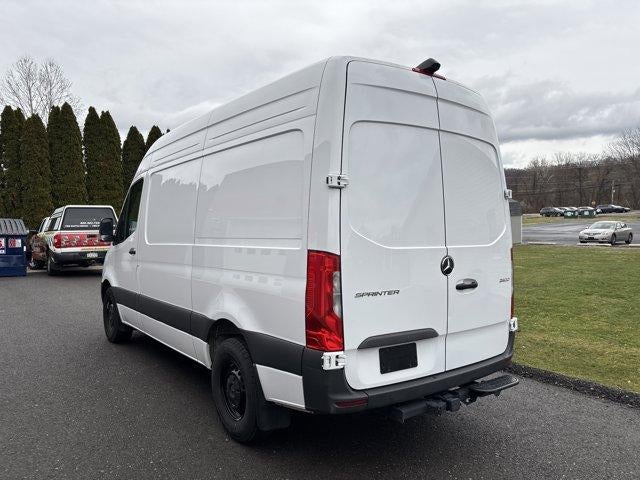 2025 Mercedes-Benz Sprinter Cargo Van 2500 Standard Roof I4 Diesel 144" RWD