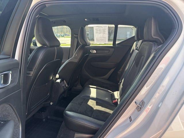 2021 Volvo XC40 T5 AWD R-Design