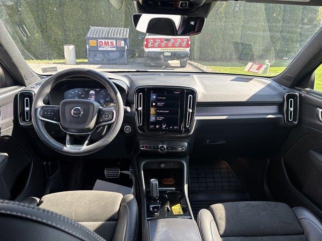 2021 Volvo XC40 T5 AWD R-Design