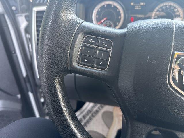 2017 RAM 1500 SLT 4x4 Quad Cab 6'4" Box