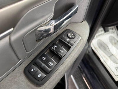 2014 RAM 1500 4WD Crew Cab 5.7 Ft Box Big Horn