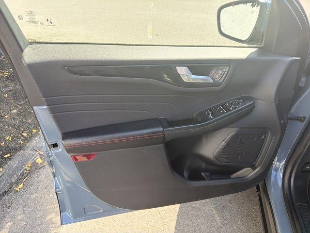 2025 Ford Escape ST-Line Select AWD