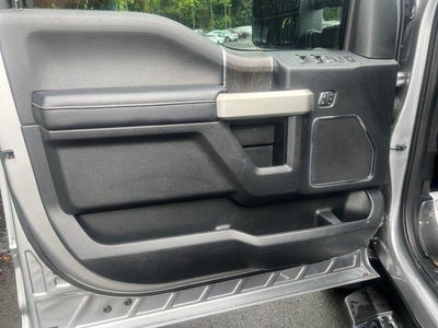 2020 Ford Super Duty F-250 SRW LARIAT 4WD Crew Cab 6.75' Box