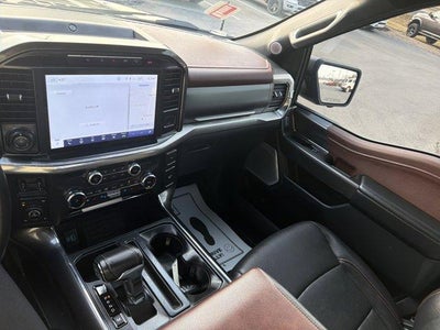 2022 Ford F-150 LARIAT 4WD SuperCrew 5.5' Box