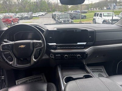 2025 Chevrolet Silverado 3500 HD Crew Cab Long Box 4-Wheel Drive LT