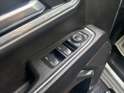 2025 Chevrolet Silverado 3500 HD Crew Cab Long Box 4-Wheel Drive LT