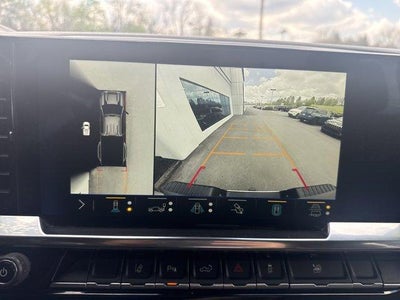 2025 Chevrolet Silverado 3500 HD Crew Cab Long Box 4-Wheel Drive LT