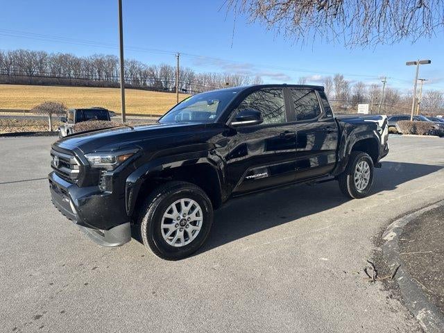 2024 Toyota Tacoma 4WD 4WD SR5 Double Cab 5' Bed AT (GS)