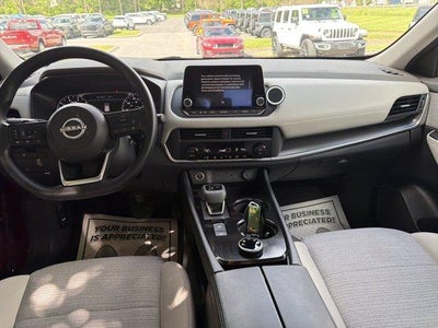 2023 Nissan Rogue AWD SV