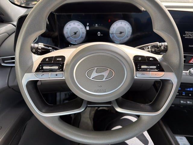 2024 Hyundai ELANTRA SEL IVT