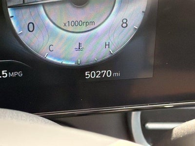 2024 Hyundai ELANTRA SEL IVT