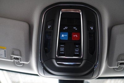 2023 Jeep Grand Cherokee Laredo X 4x4